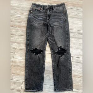 American Eagle AE77 Black Premium Mom Jeans